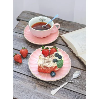 Luxury Pumpkin Embossed Tea Set - Image 4